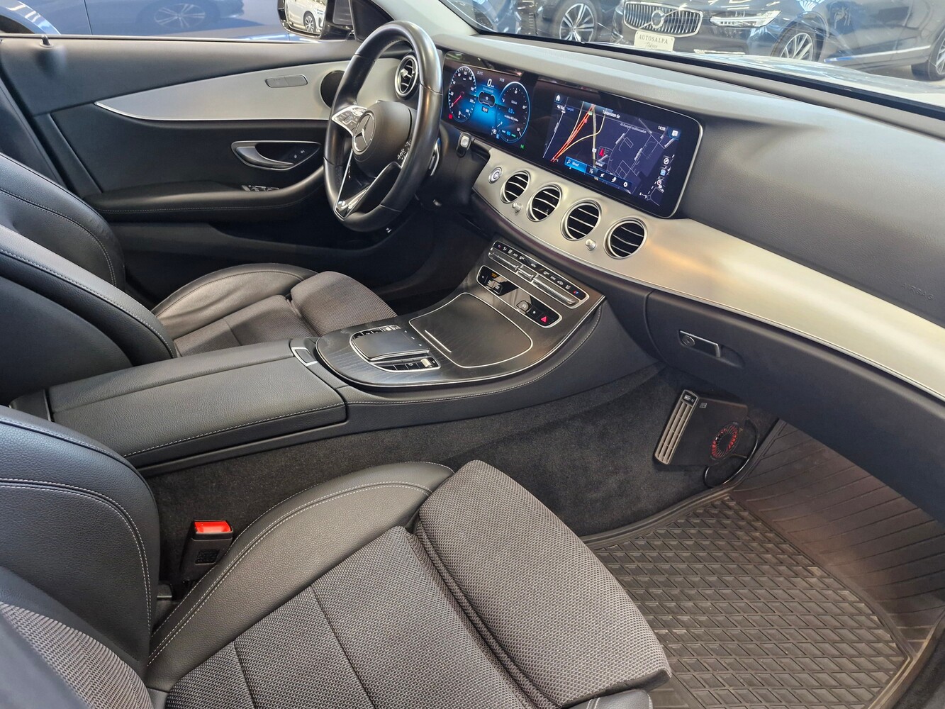 Mercedes-Benz E vaihtoauto