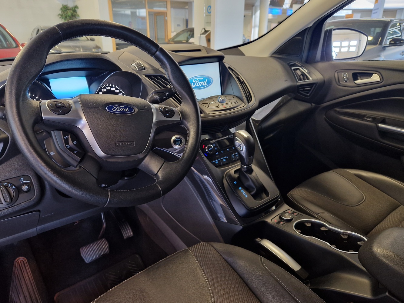 Ford Kuga vaihtoauto