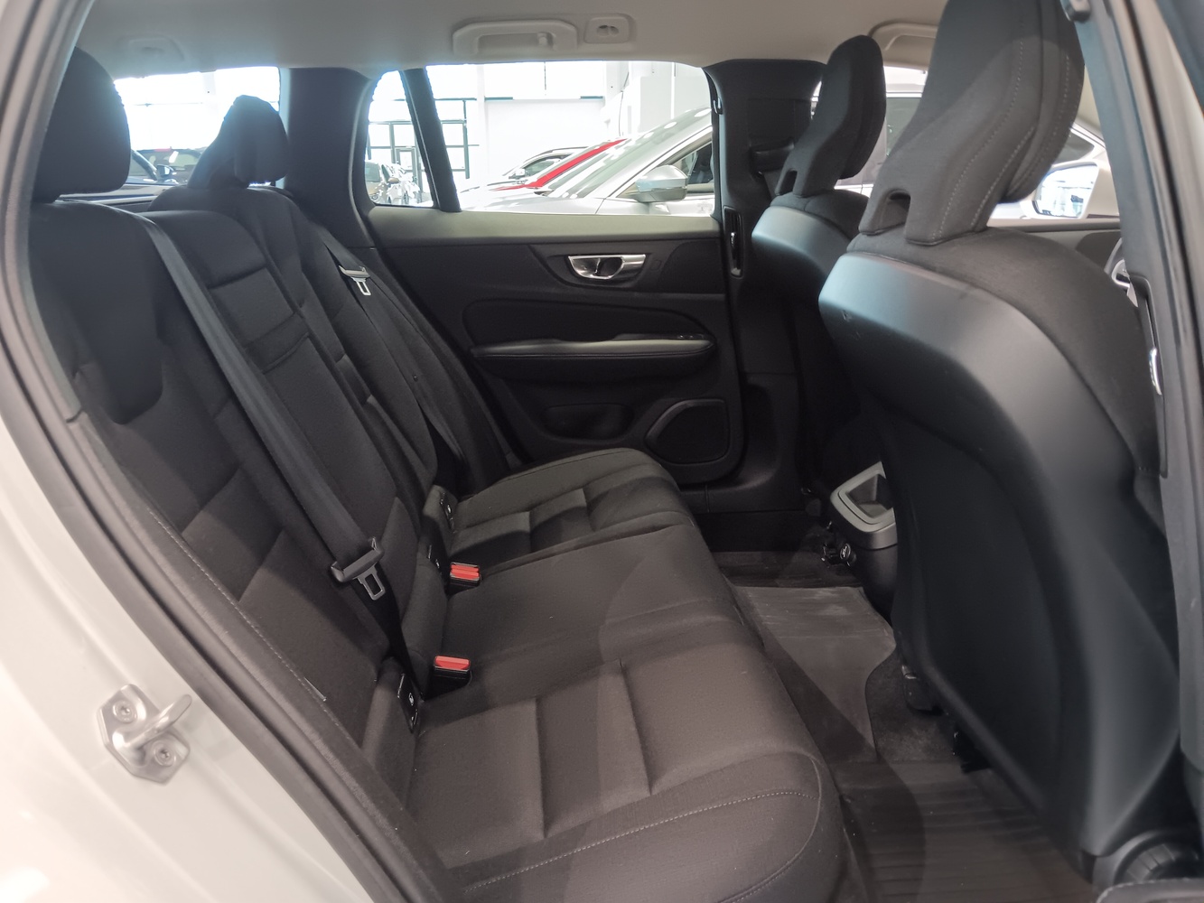 Volvo V60 vaihtoauto
