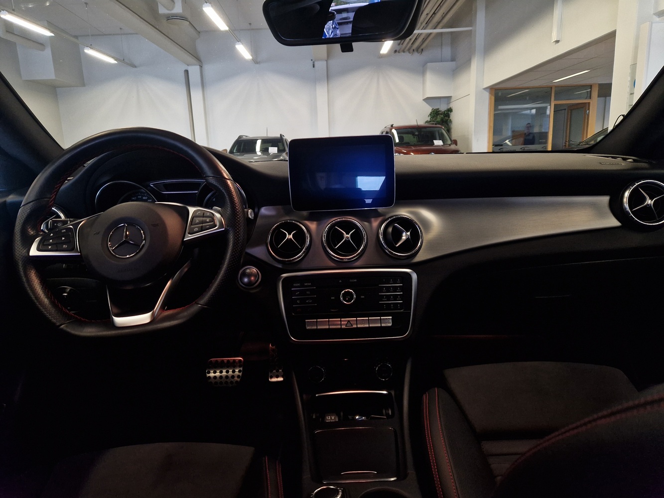 Mercedes-Benz CLA-sarja vaihtoauto