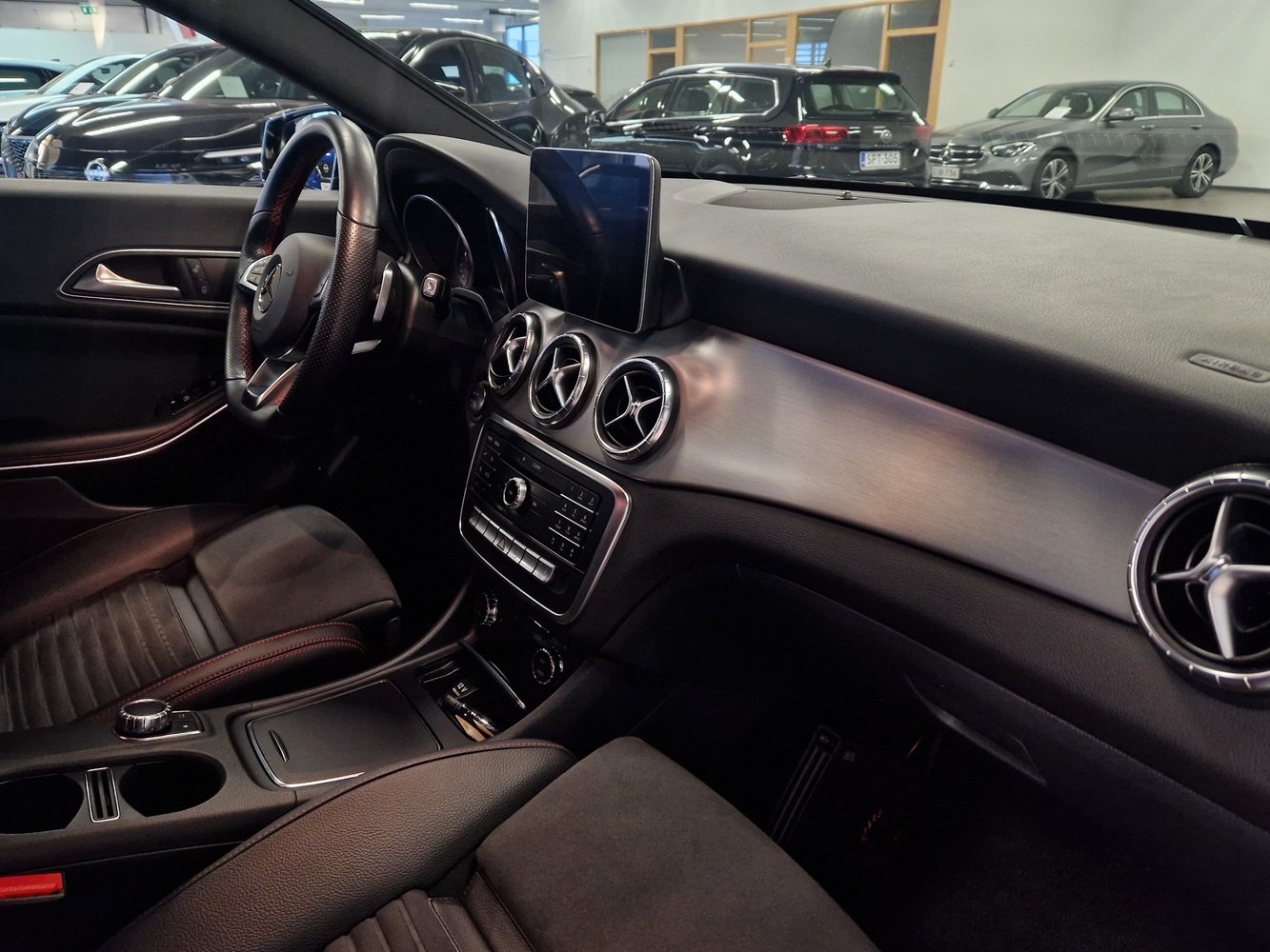 Mercedes-Benz CLA-sarja vaihtoauto