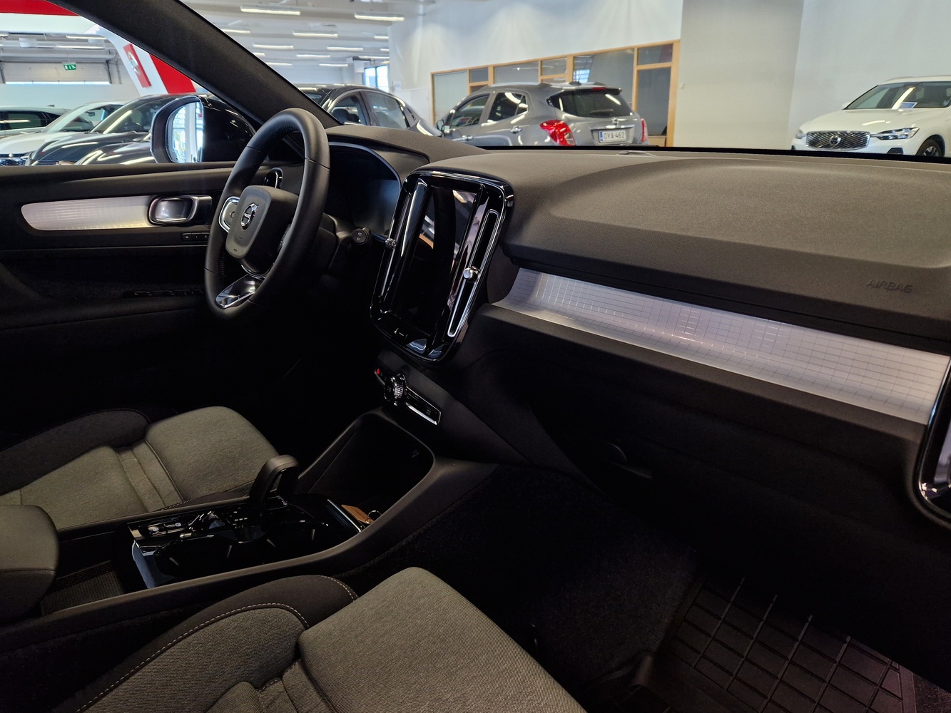 Volvo XC40 vaihtoauto
