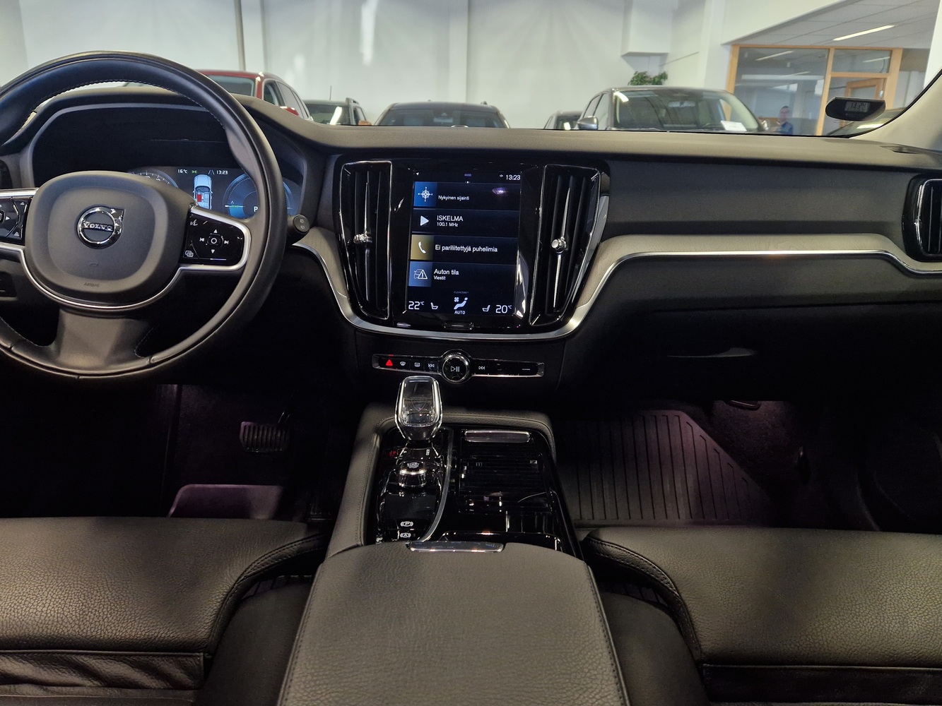 Volvo V60 vaihtoauto