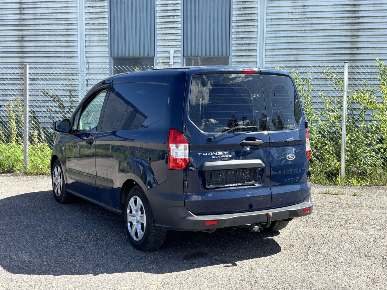 Ford Transit Courier vaihtoauto