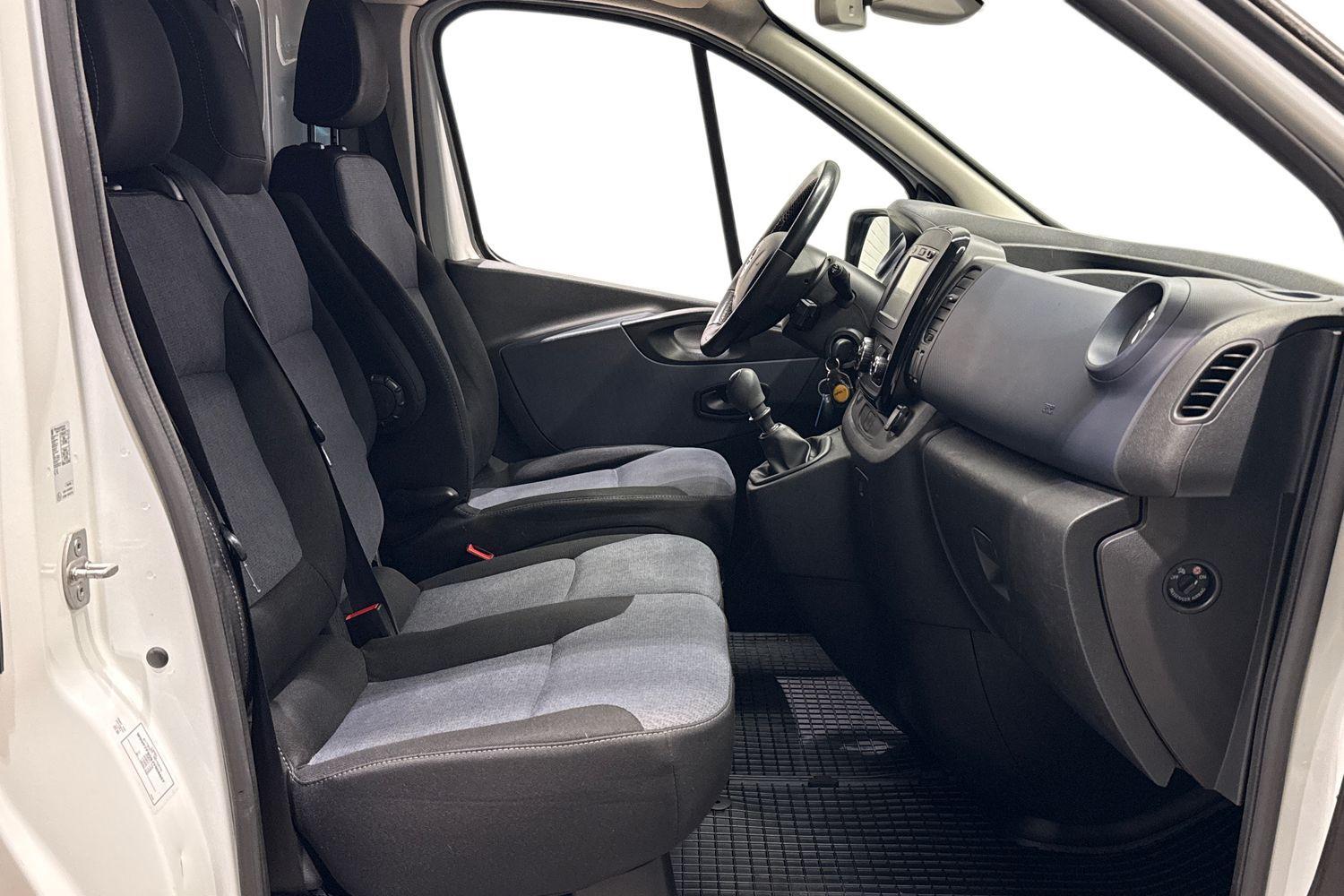 Opel Vivaro vaihtoauto