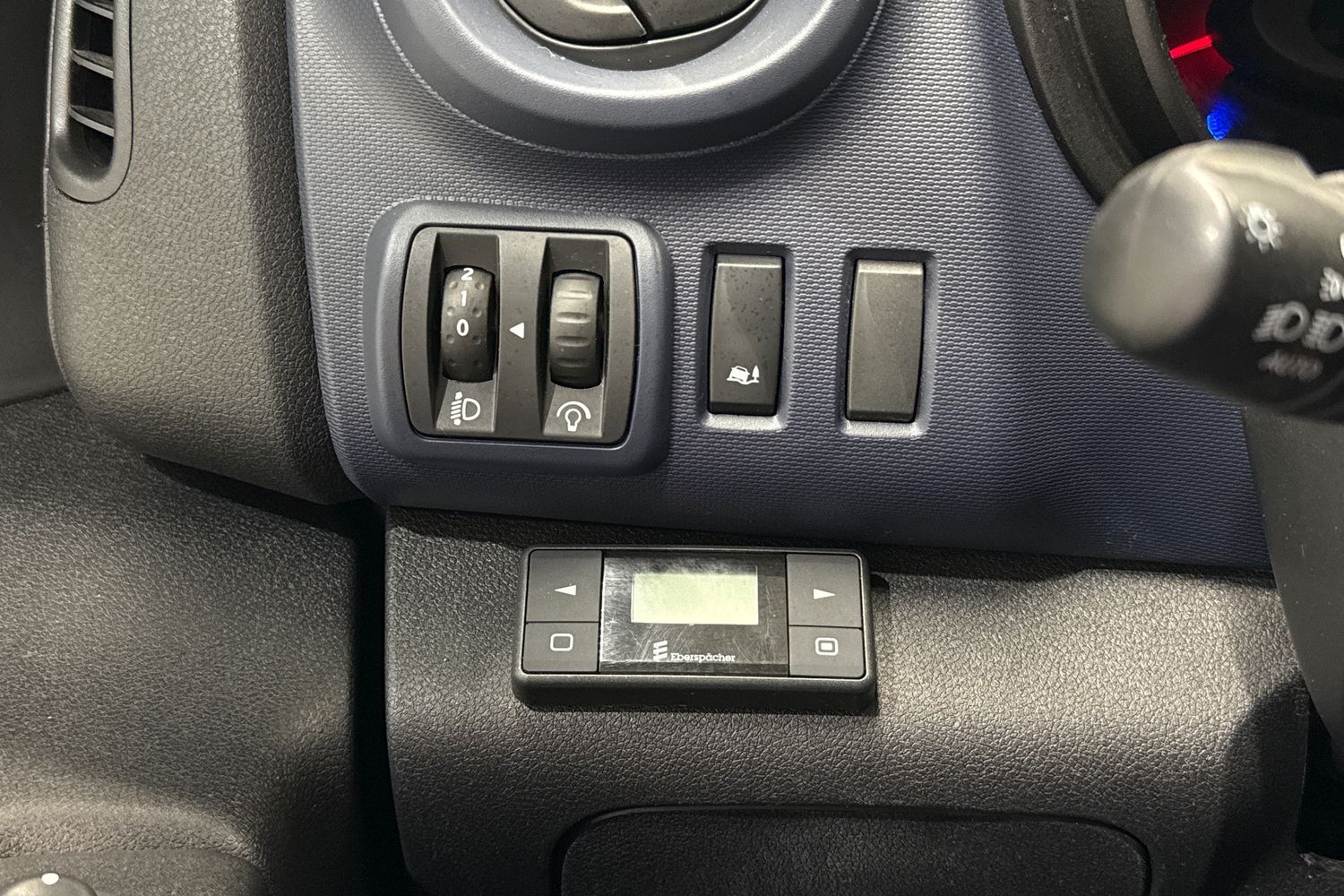 Opel Vivaro vaihtoauto