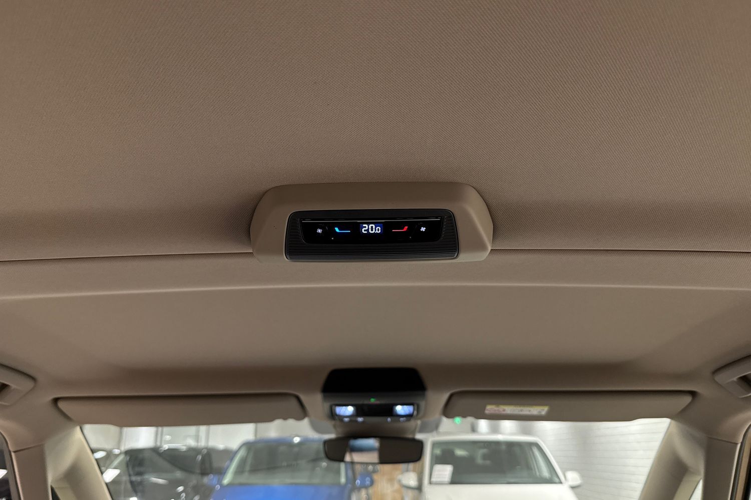 Volkswagen Multivan vaihtoauto