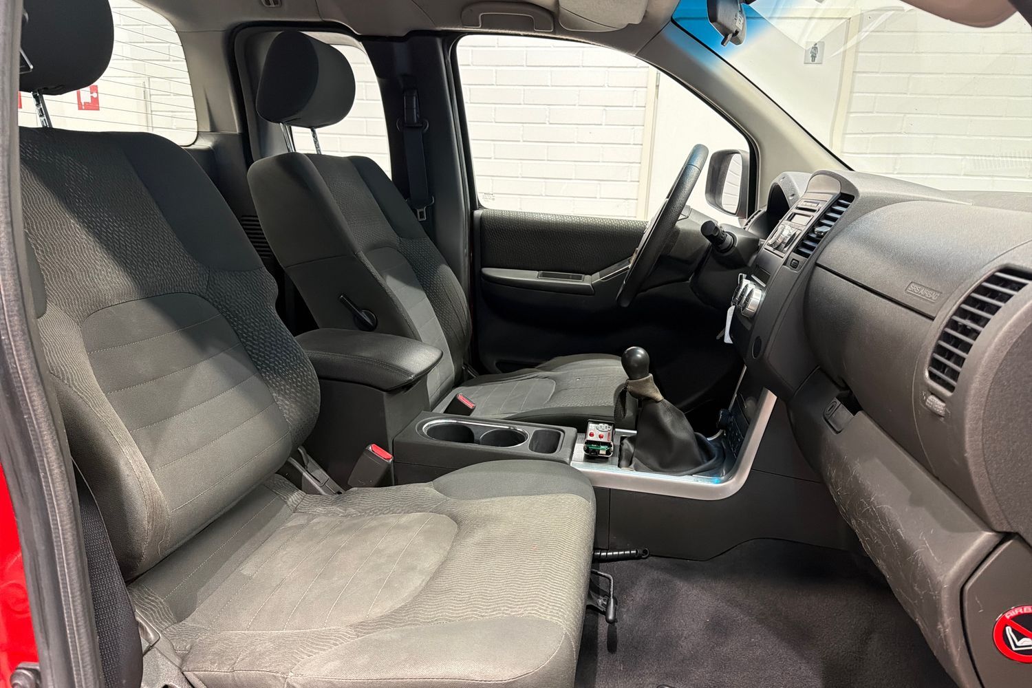 Nissan Navara vaihtoauto
