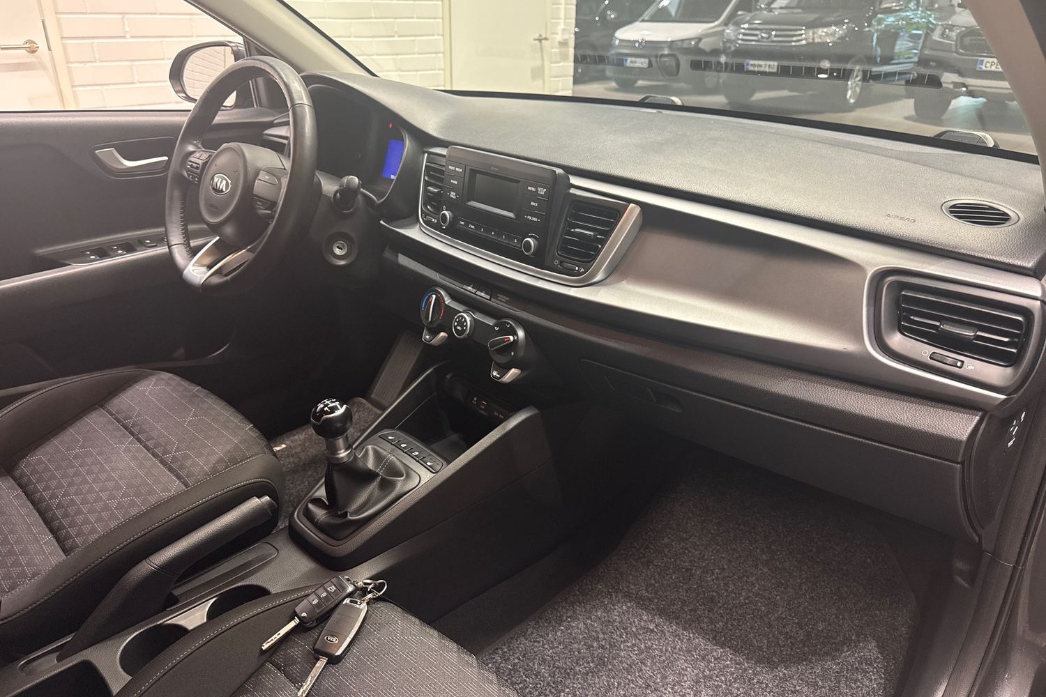 Kia Rio vaihtoauto