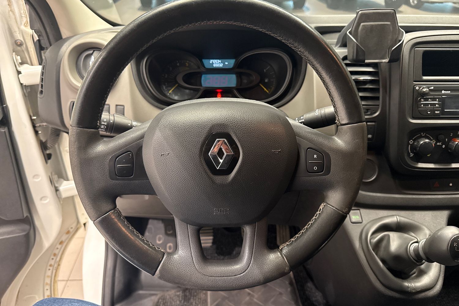 Renault Trafic vaihtoauto