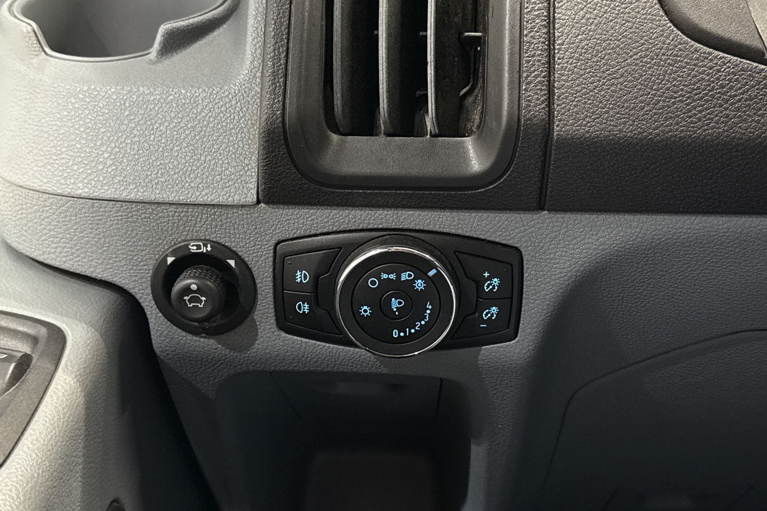 Ford Transit vaihtoauto