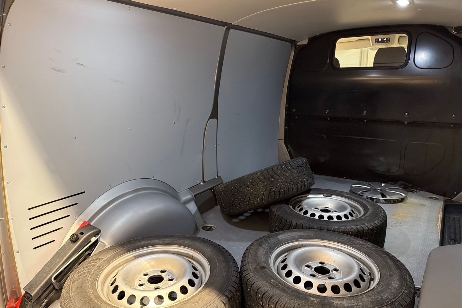 Volkswagen Transporter vaihtoauto