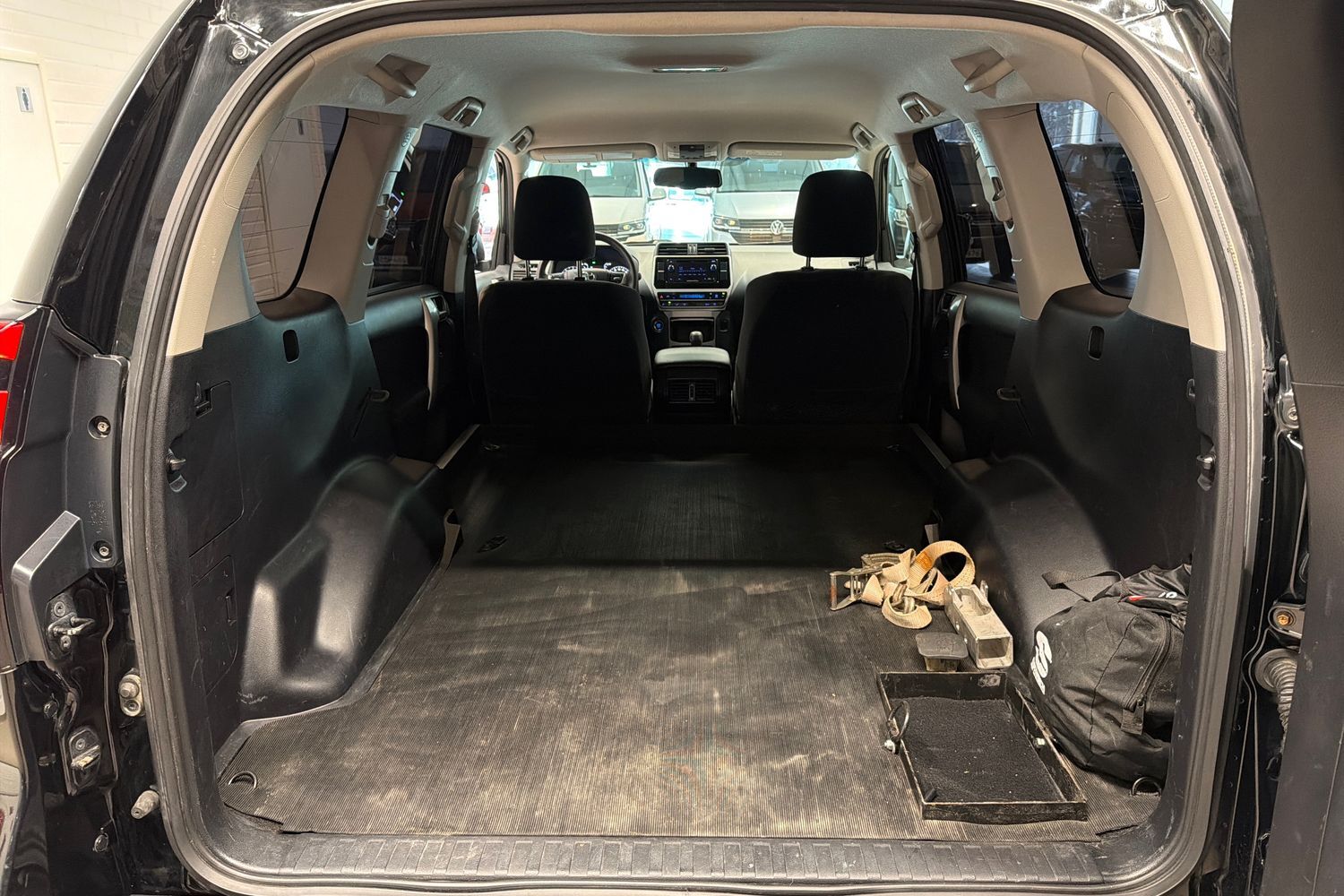Toyota Land Cruiser vaihtoauto