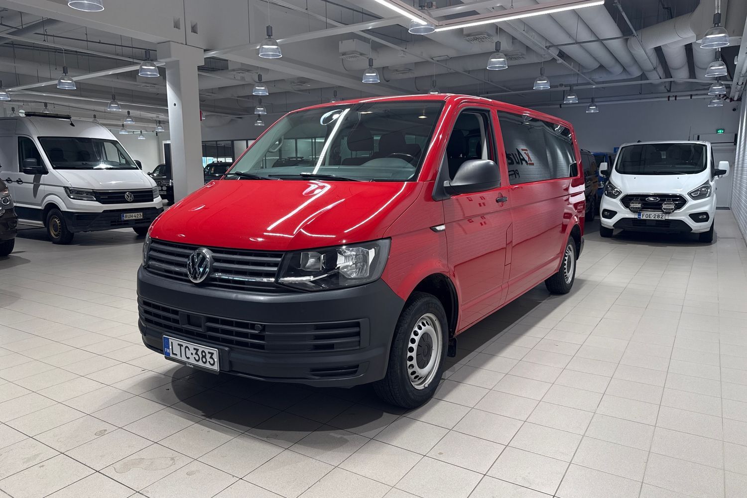 Volkswagen Transporter vaihtoauto