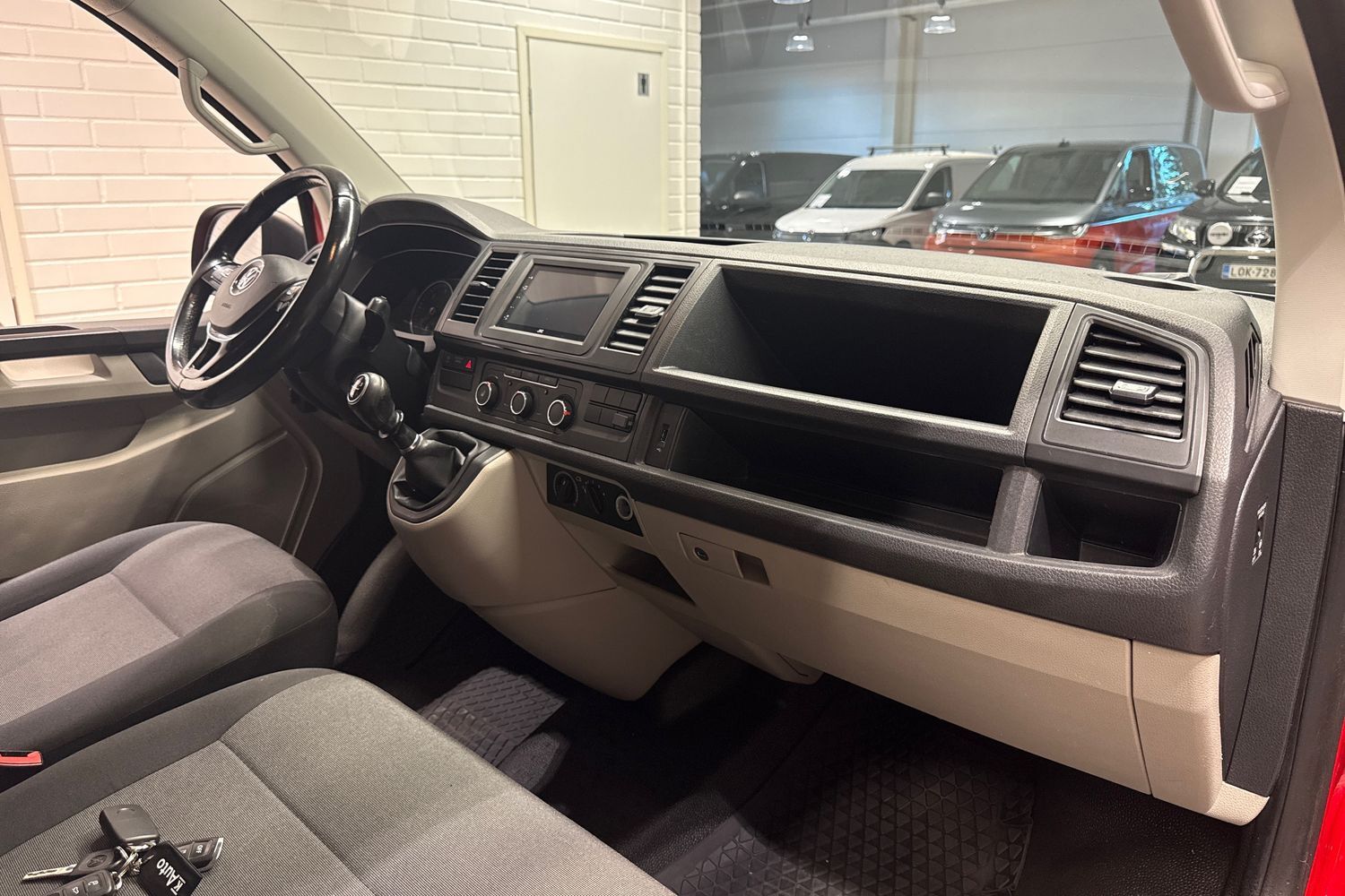 Volkswagen Transporter vaihtoauto