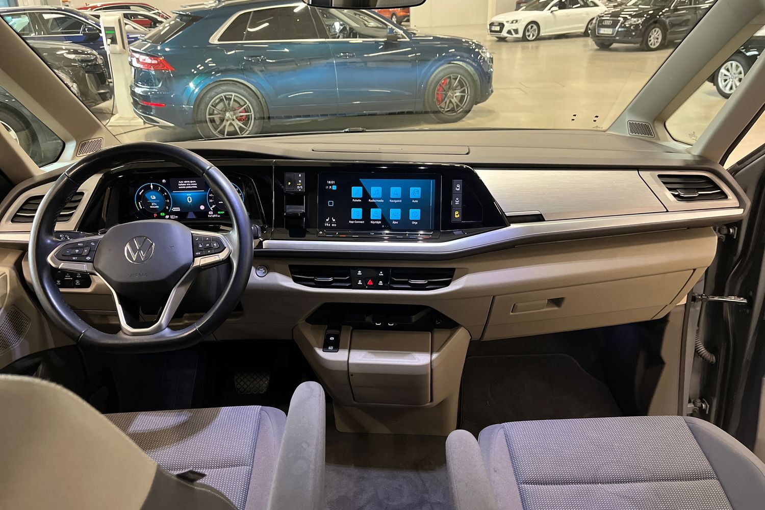 Volkswagen Multivan vaihtoauto