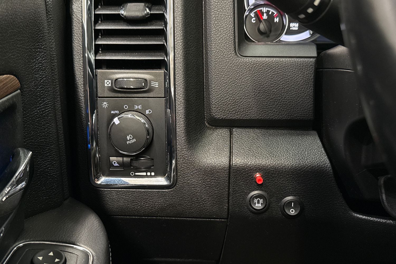 Dodge Ram vaihtoauto