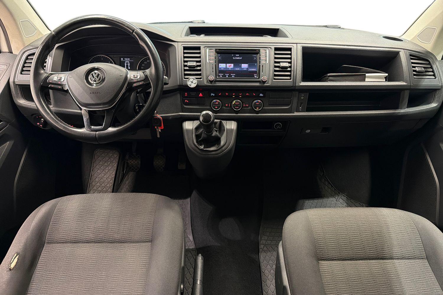 Volkswagen Caravelle vaihtoauto