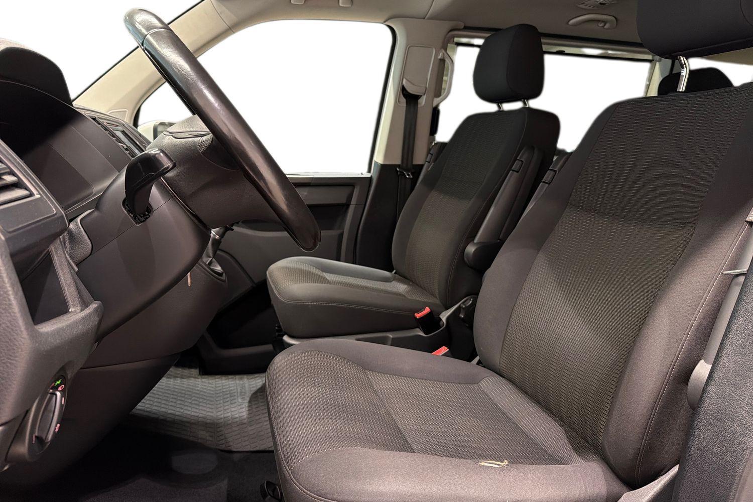Volkswagen Caravelle vaihtoauto