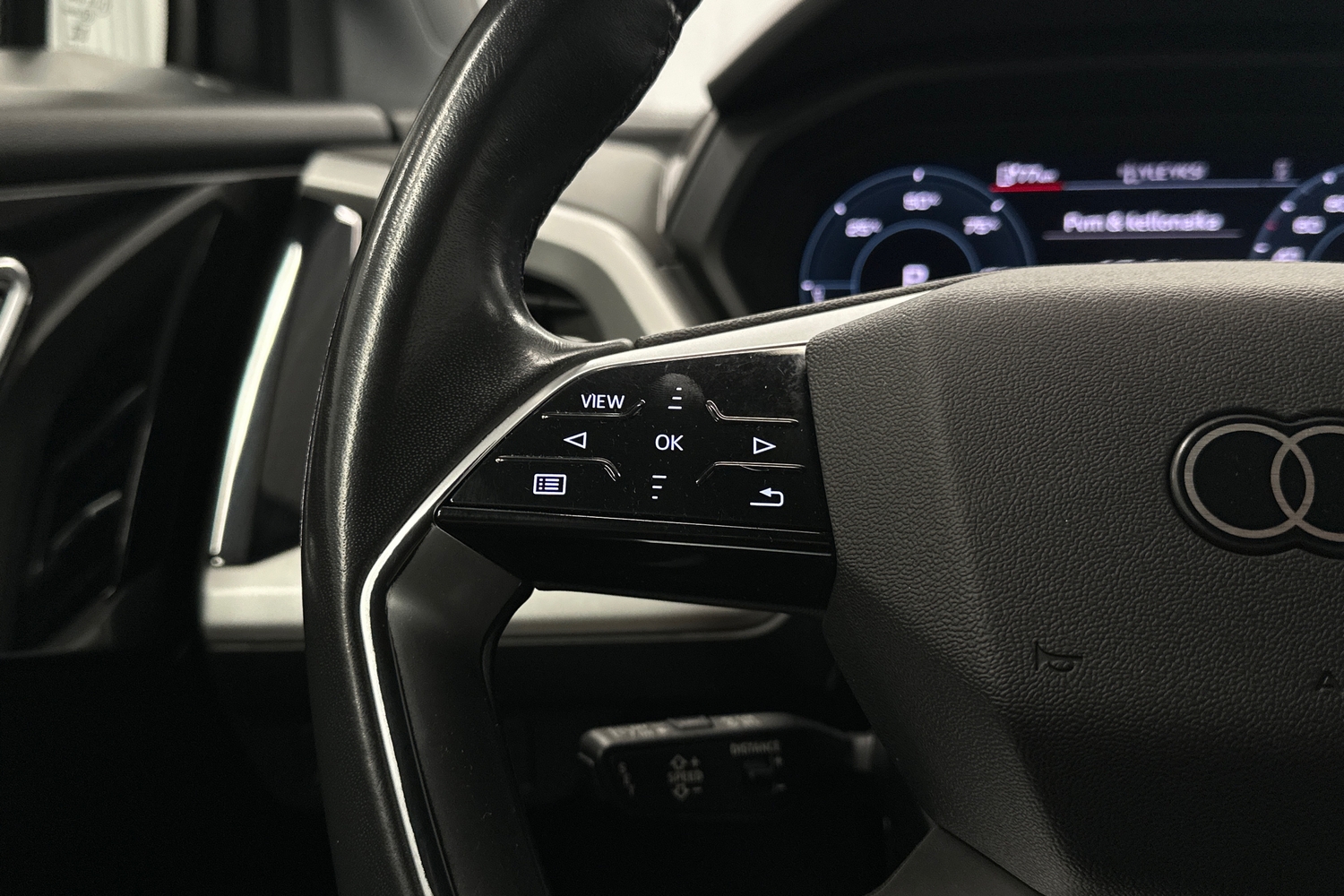 Audi Q4 e-tron vaihtoauto