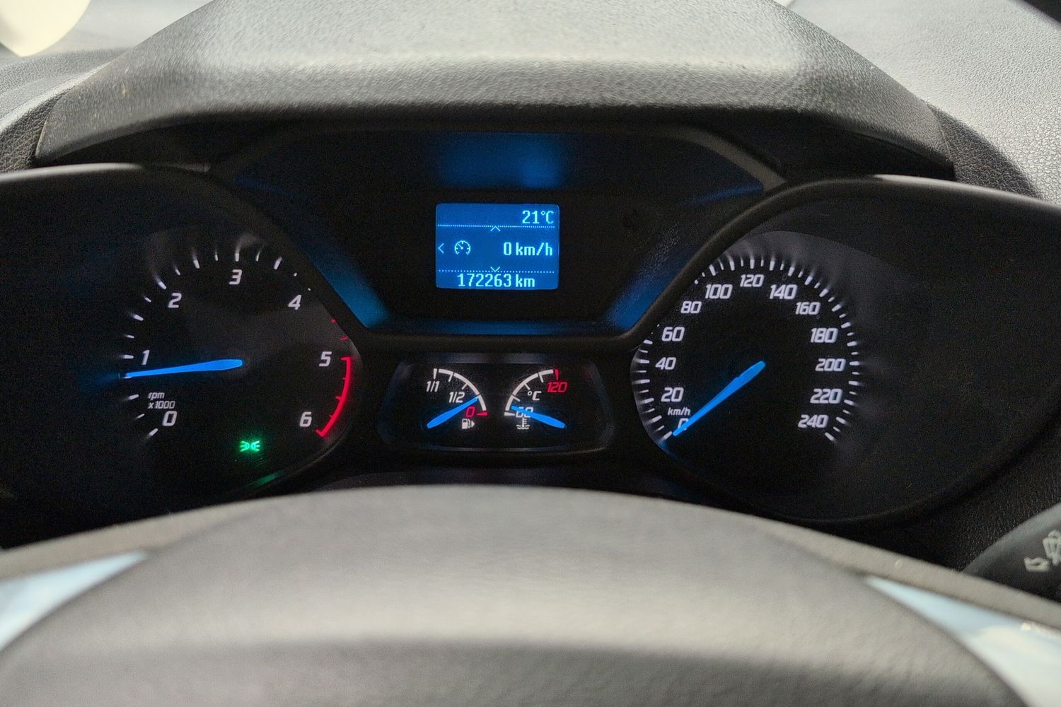 Ford Transit Connect vaihtoauto
