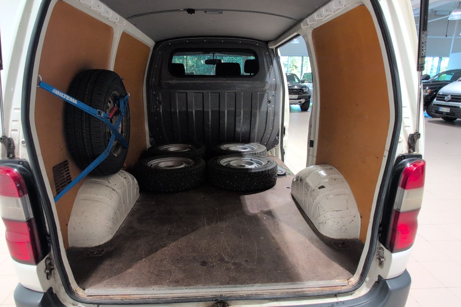 Toyota Hiace vaihtoauto
