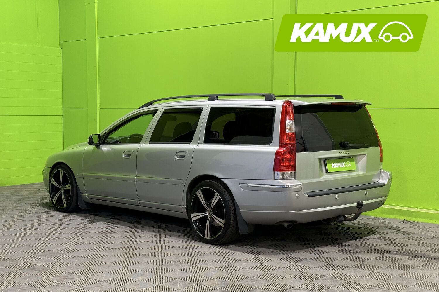 Volvo V70 vaihtoauto