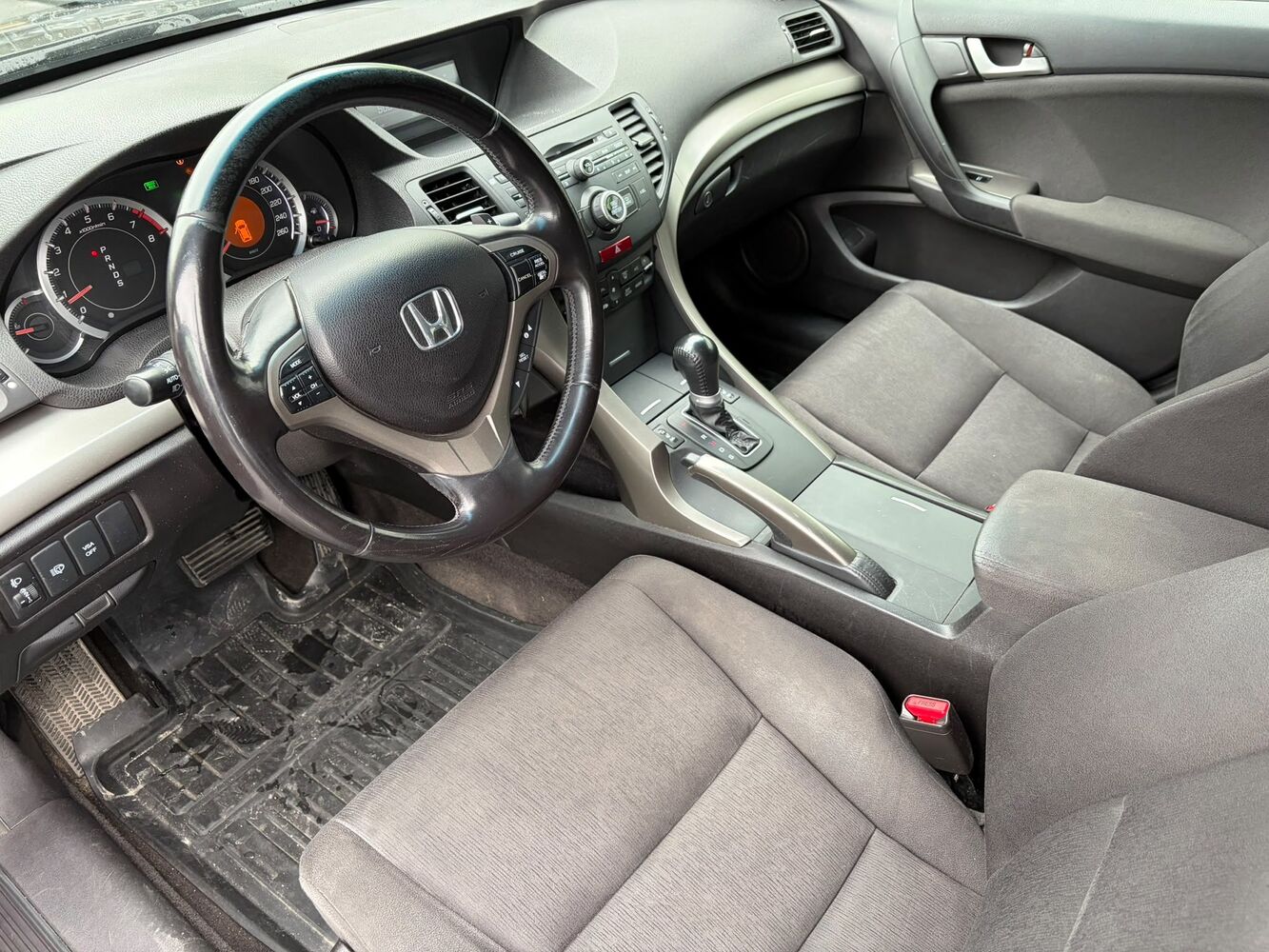 Honda Accord vaihtoauto