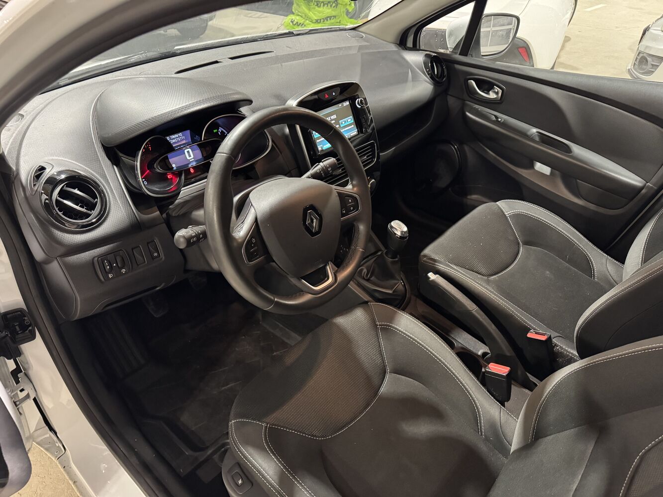 Renault Clio vaihtoauto