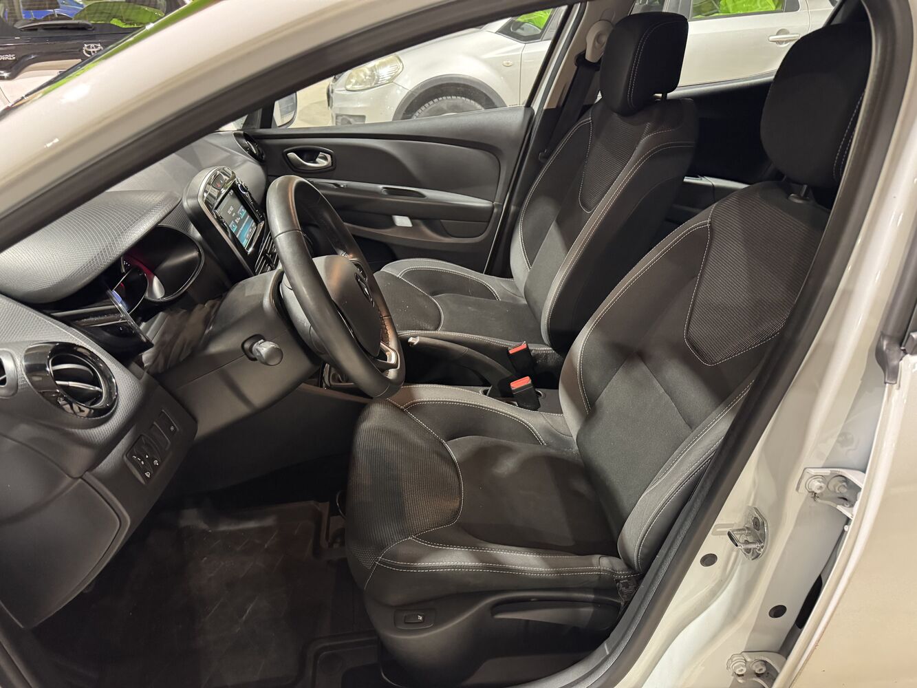 Renault Clio vaihtoauto