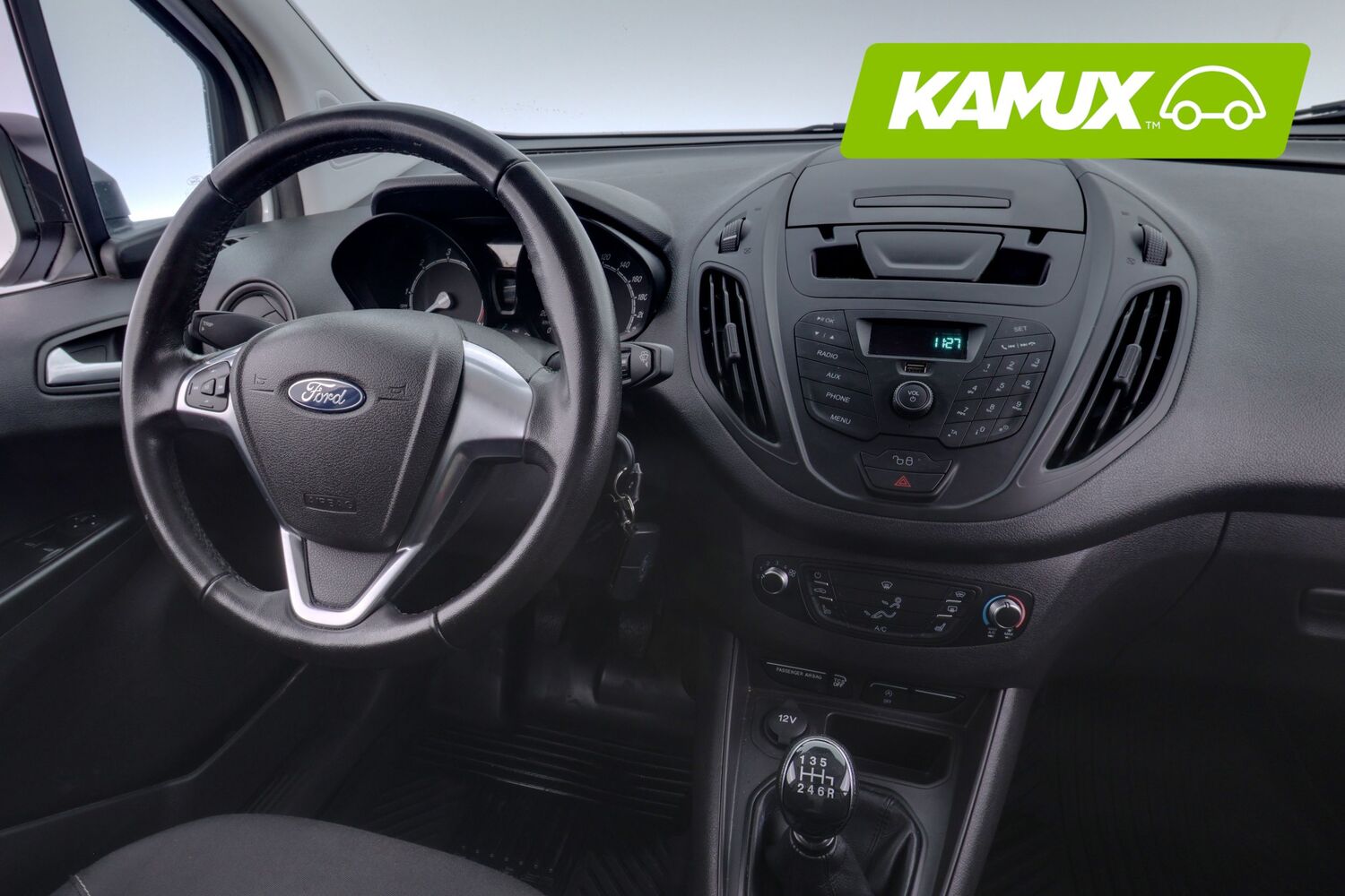Ford Transit Courier vaihtoauto