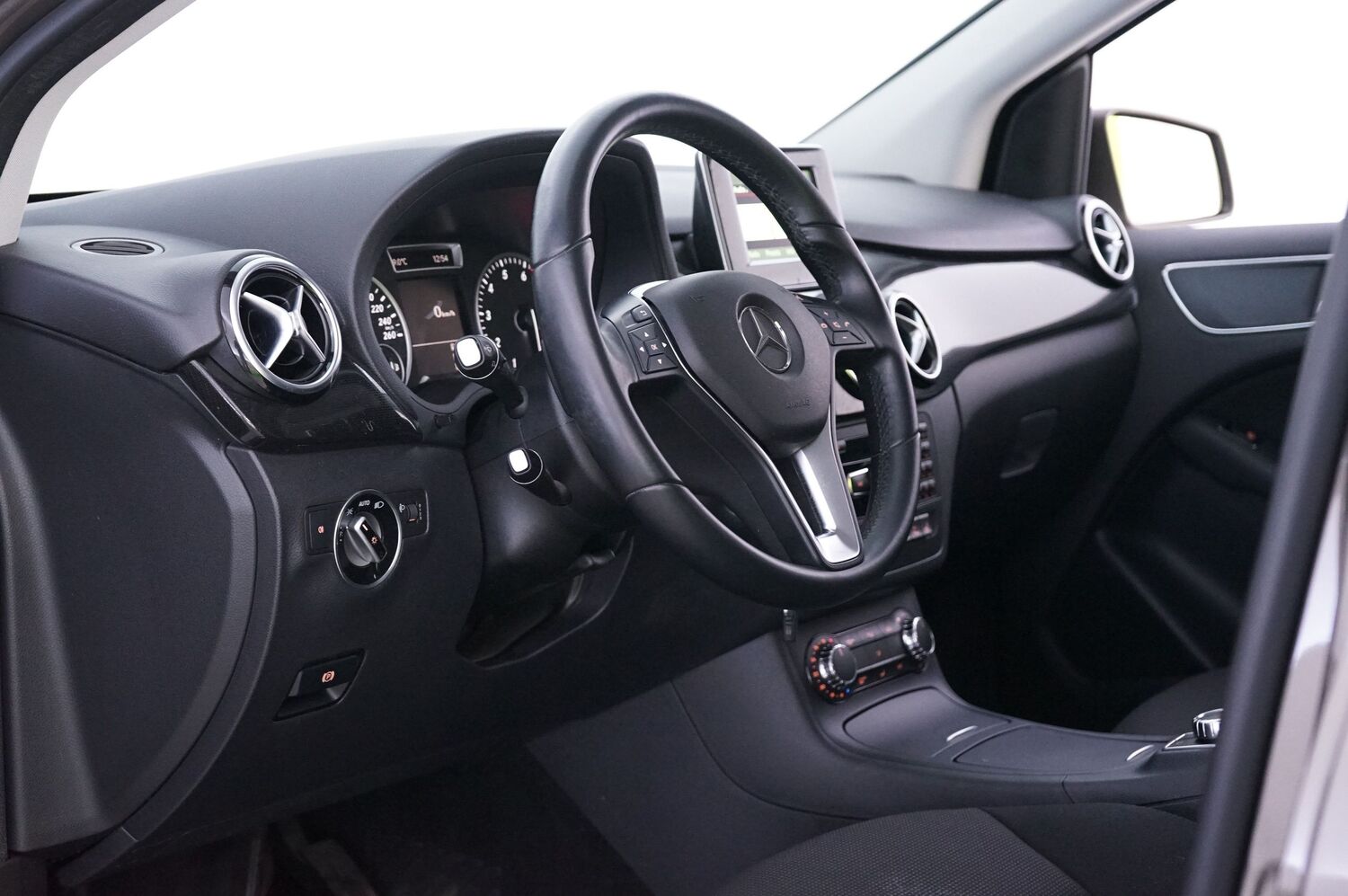 Mercedes-Benz B vaihtoauto