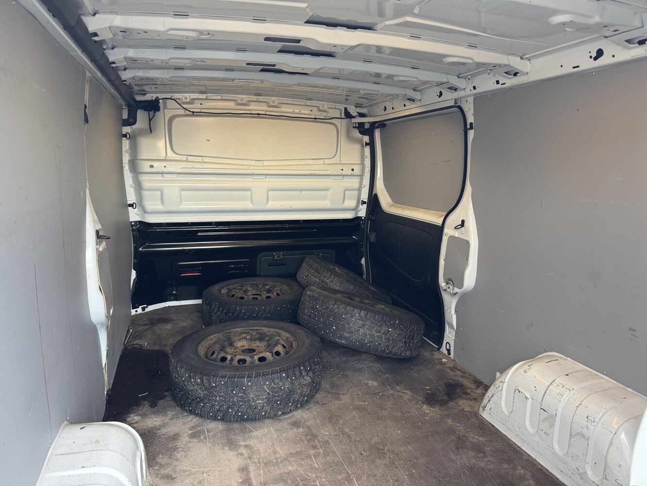 Nissan NV300 vaihtoauto
