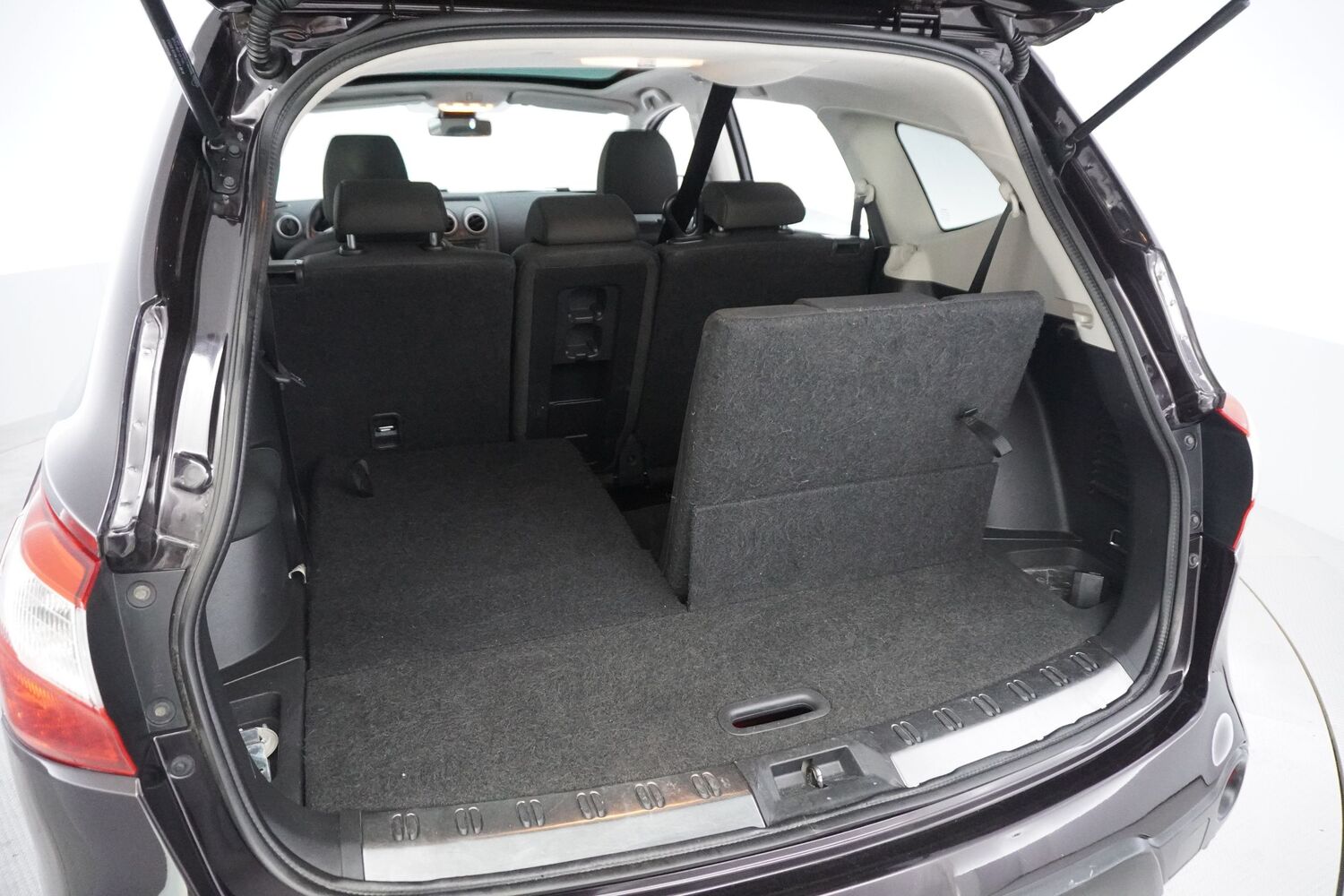 Nissan Qashqai+2 vaihtoauto