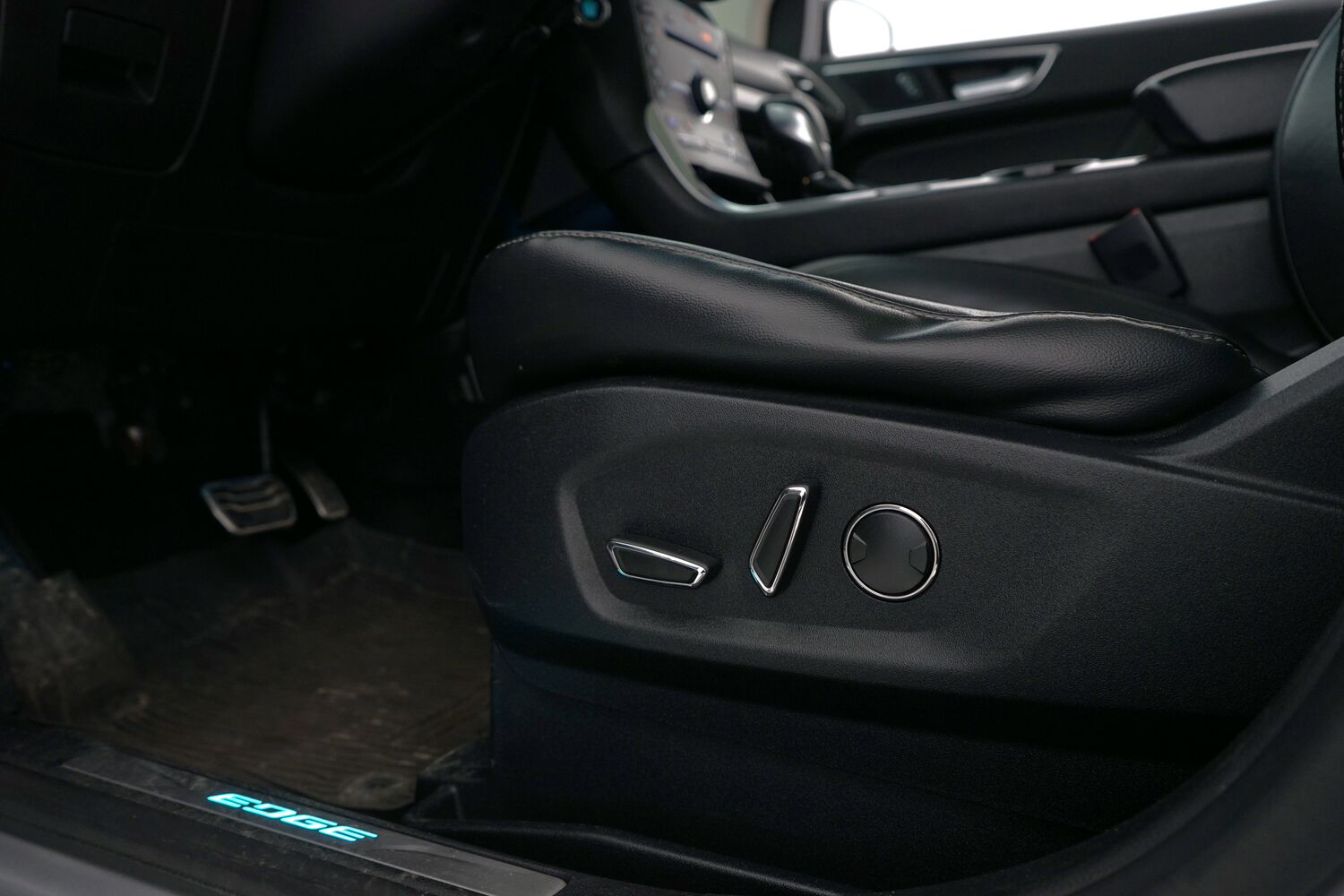 Ford Edge vaihtoauto