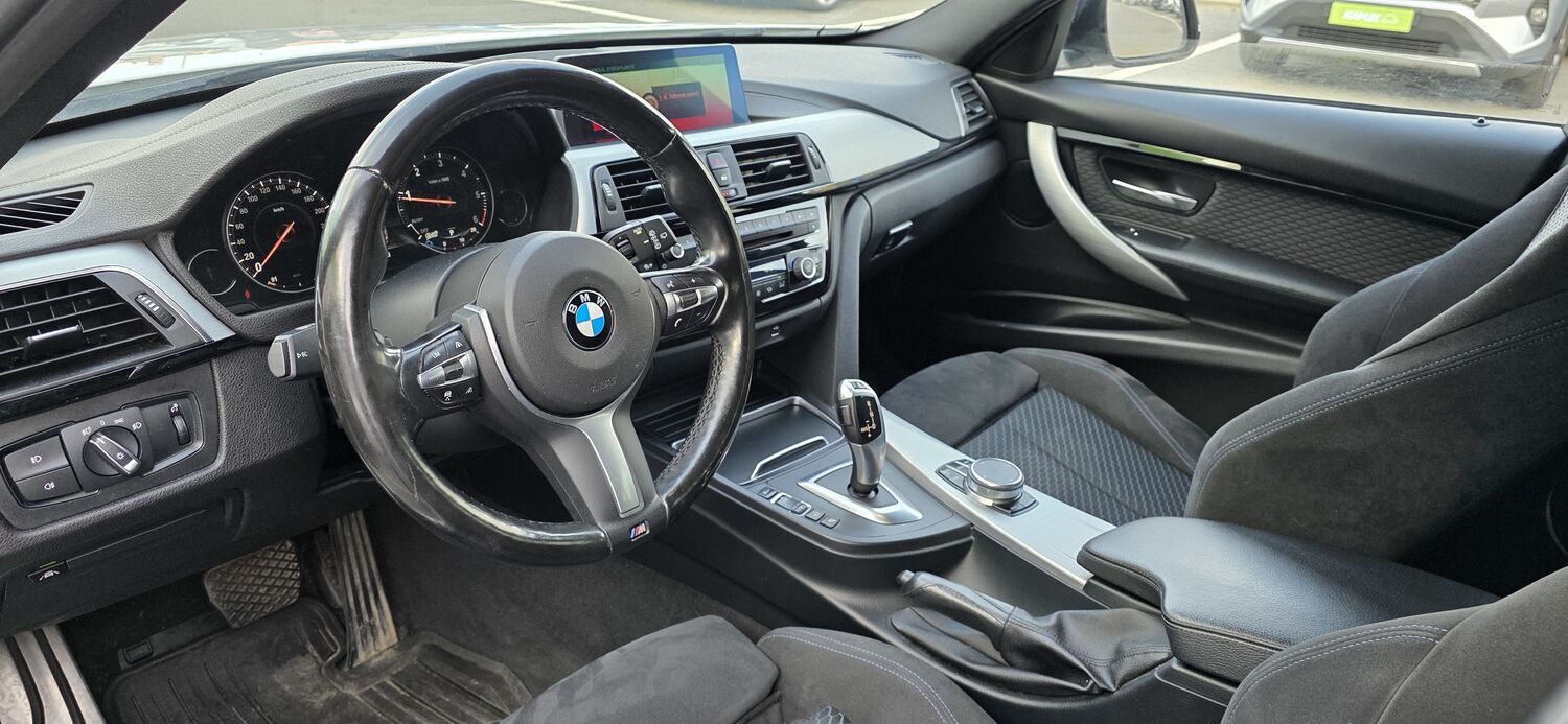 BMW 320 vaihtoauto