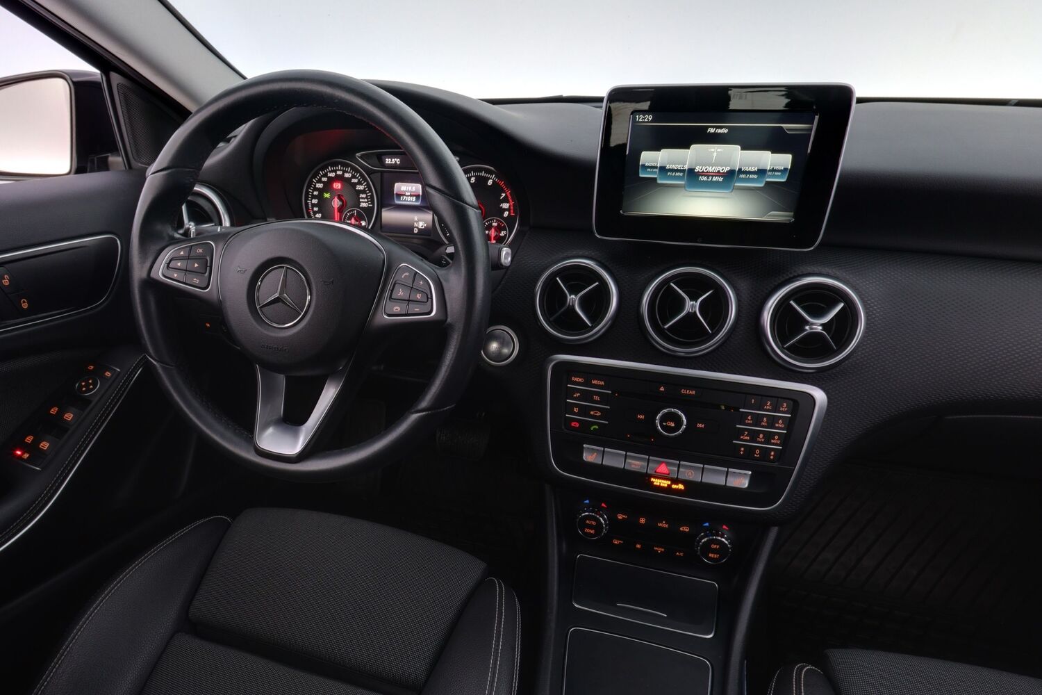 Mercedes-Benz A vaihtoauto