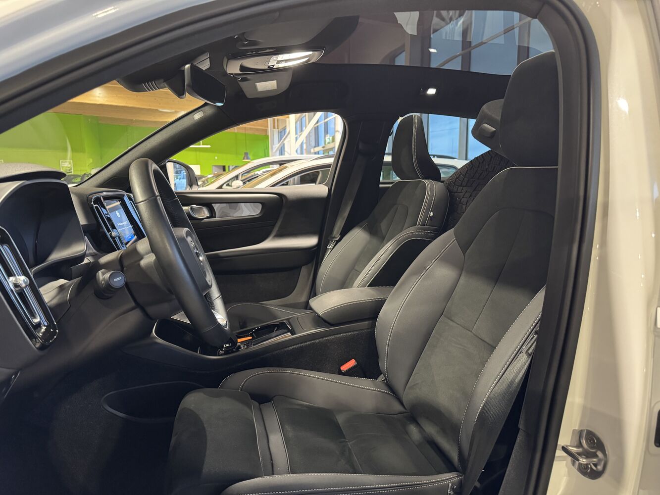 Volvo C40 vaihtoauto