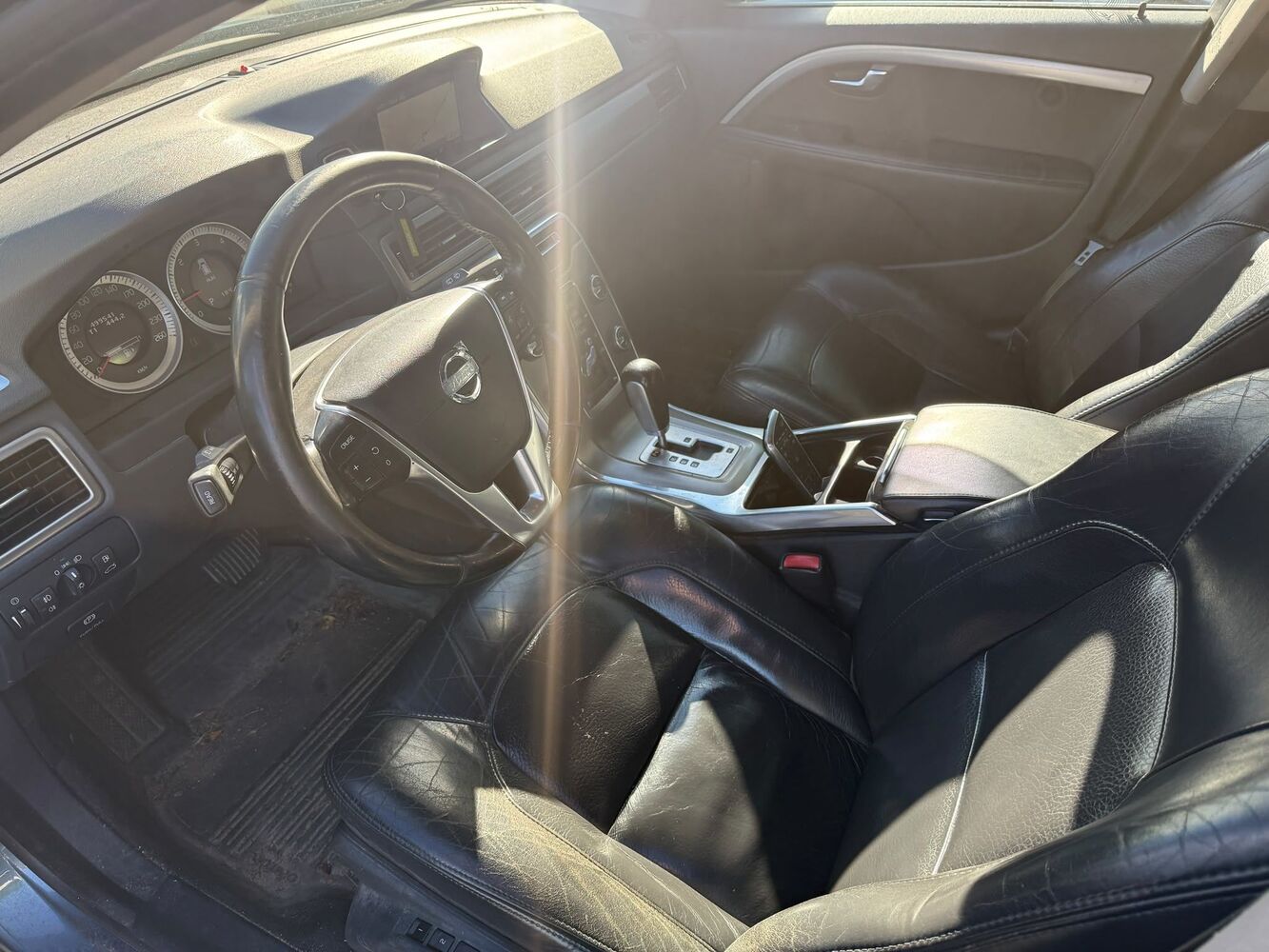 Volvo V70 vaihtoauto