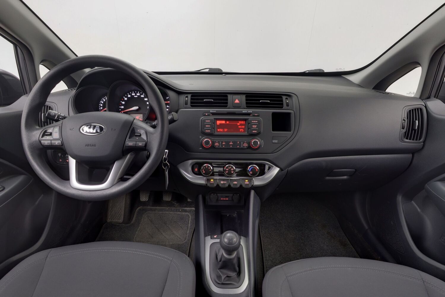 Kia Rio vaihtoauto