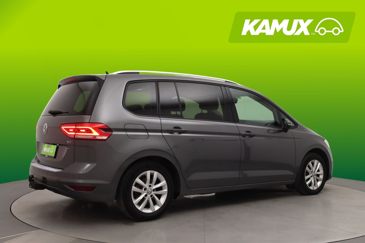 Volkswagen Touran vaihtoauto