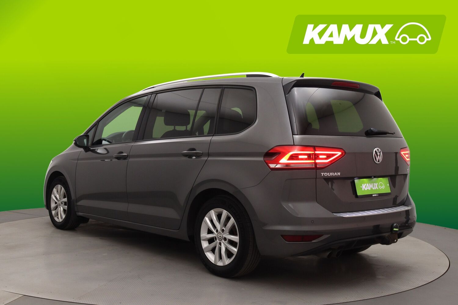 Volkswagen Touran vaihtoauto