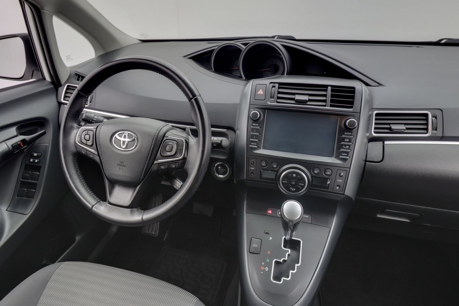 Toyota Verso vaihtoauto