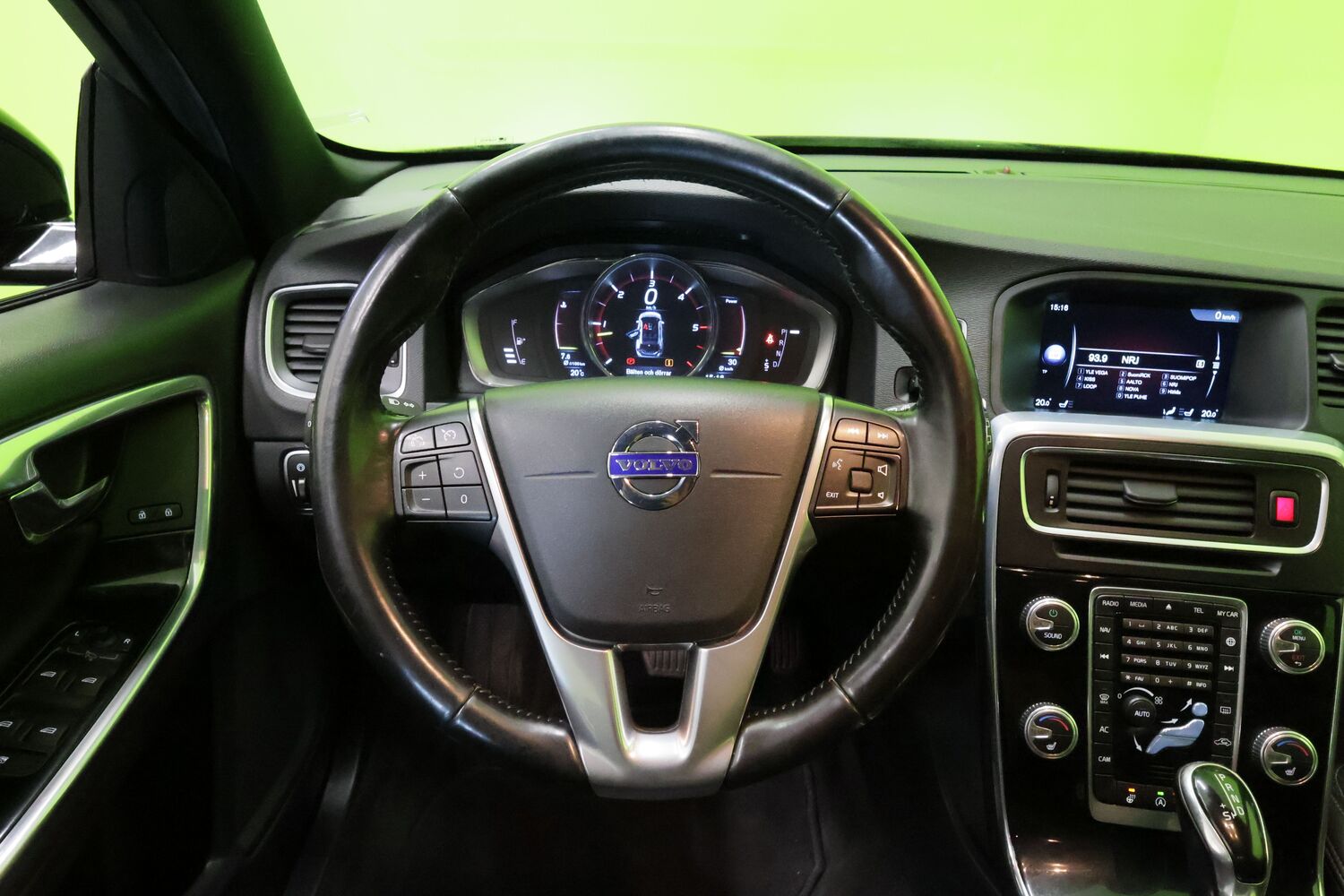 Volvo V60 Cross Country vaihtoauto