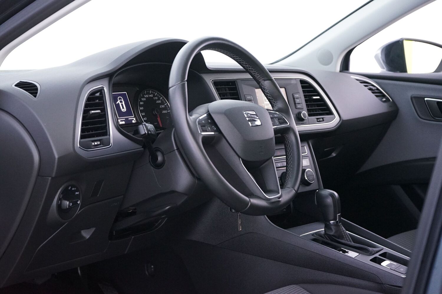 SEAT Leon vaihtoauto