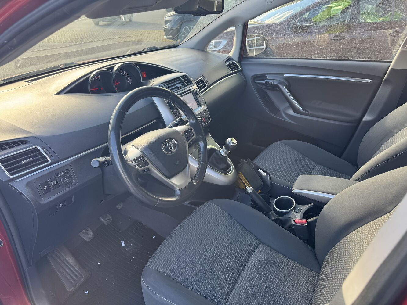 Toyota Verso vaihtoauto
