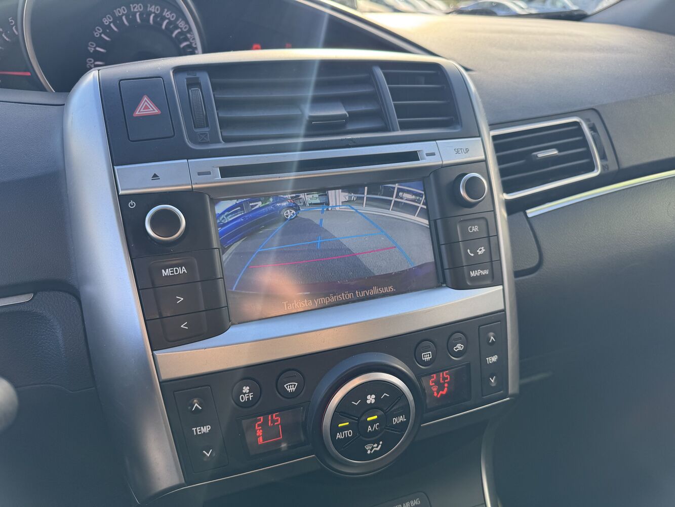Toyota Verso vaihtoauto