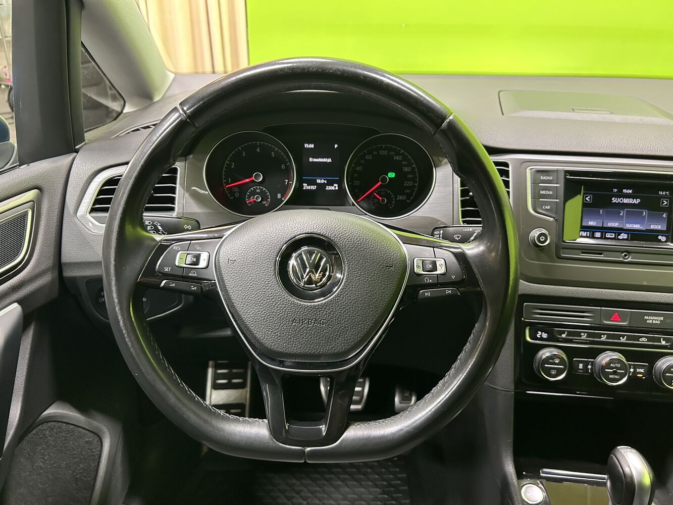 Volkswagen Golf Sportsvan vaihtoauto