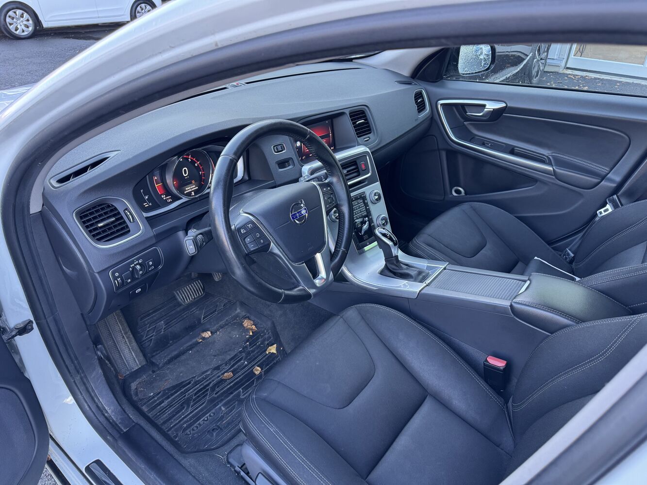 Volvo V60 Cross Country vaihtoauto