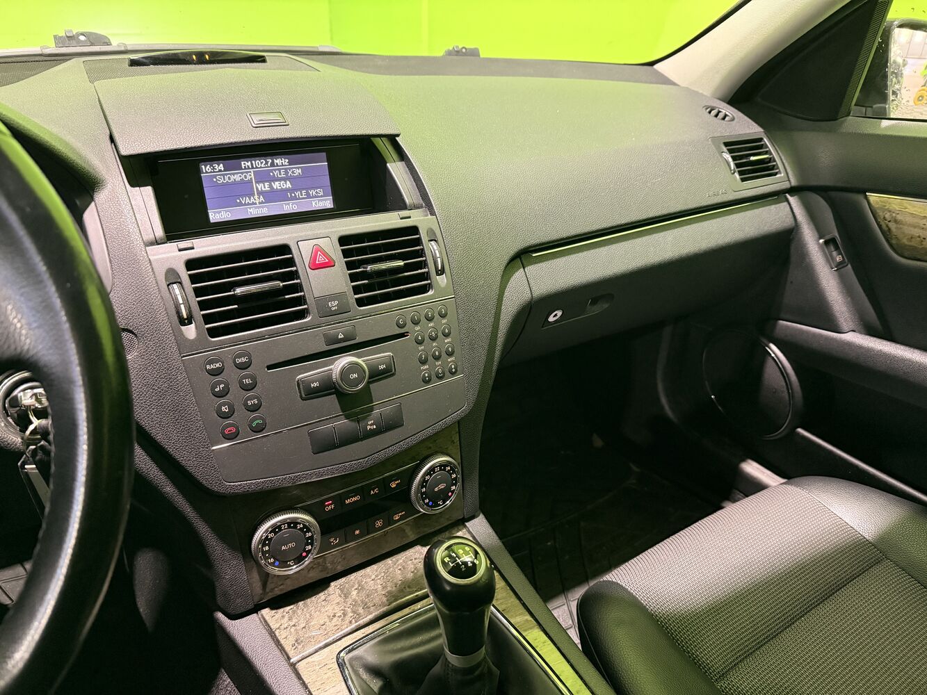 Mercedes-Benz C vaihtoauto